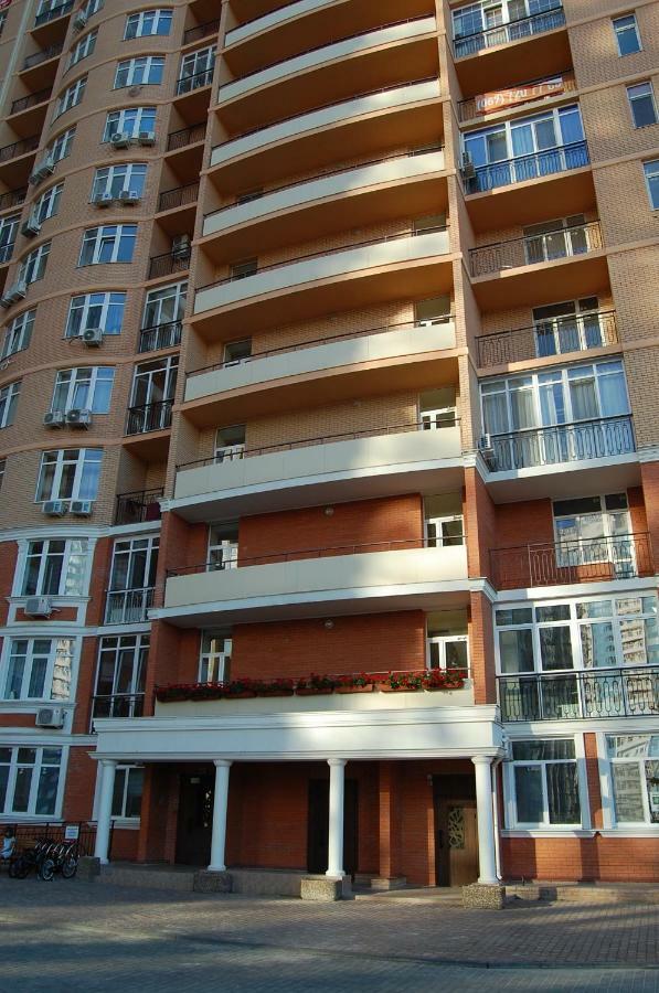 Arcadia 2-Х Комнатные Апартаменты Odessa Buitenkant foto